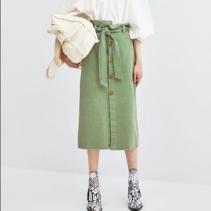 Zara TRF Paperbag Button down Midi Skirt  olive